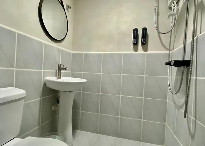 With Free Pool Access And Wifi, Near Mactan Airport And Beaches
